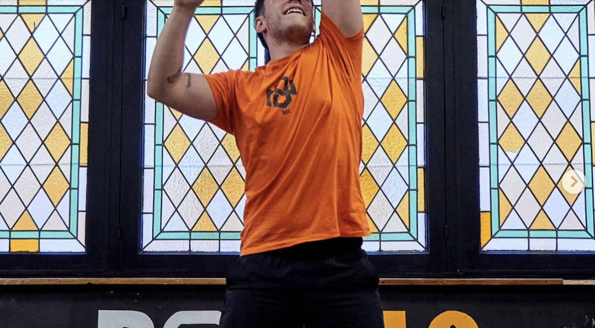 chico entrenando endurance