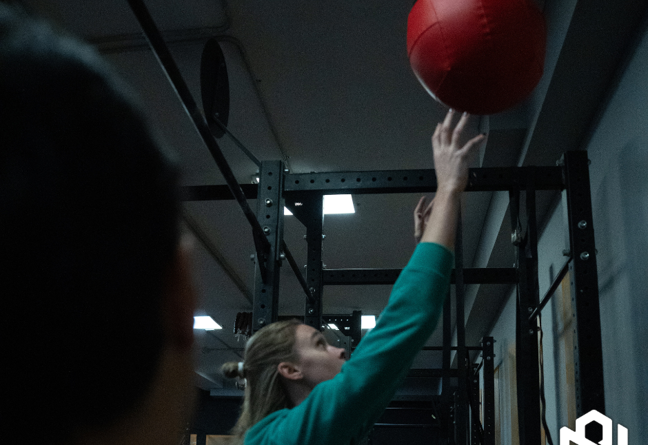 Explorando la halterofilia en BoxN8